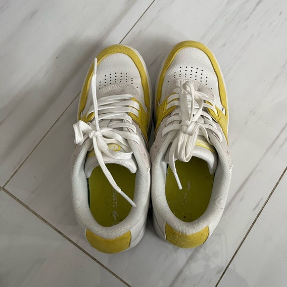 White and yellow Lacoste size 8 shoes - Picture 3 of 4
